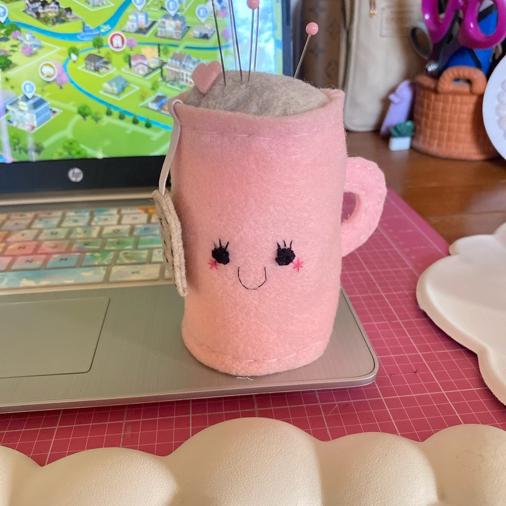 Pink Felt Mug Pin Cushion